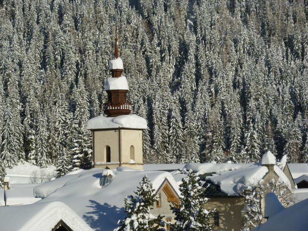 Hotel Restaurant La Couronne Chamonix ภายนอก รูปภาพ