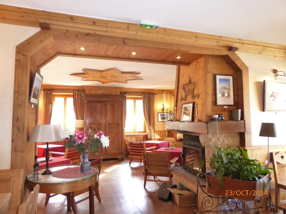 Hotel Restaurant La Couronne Chamonix ภายนอก รูปภาพ