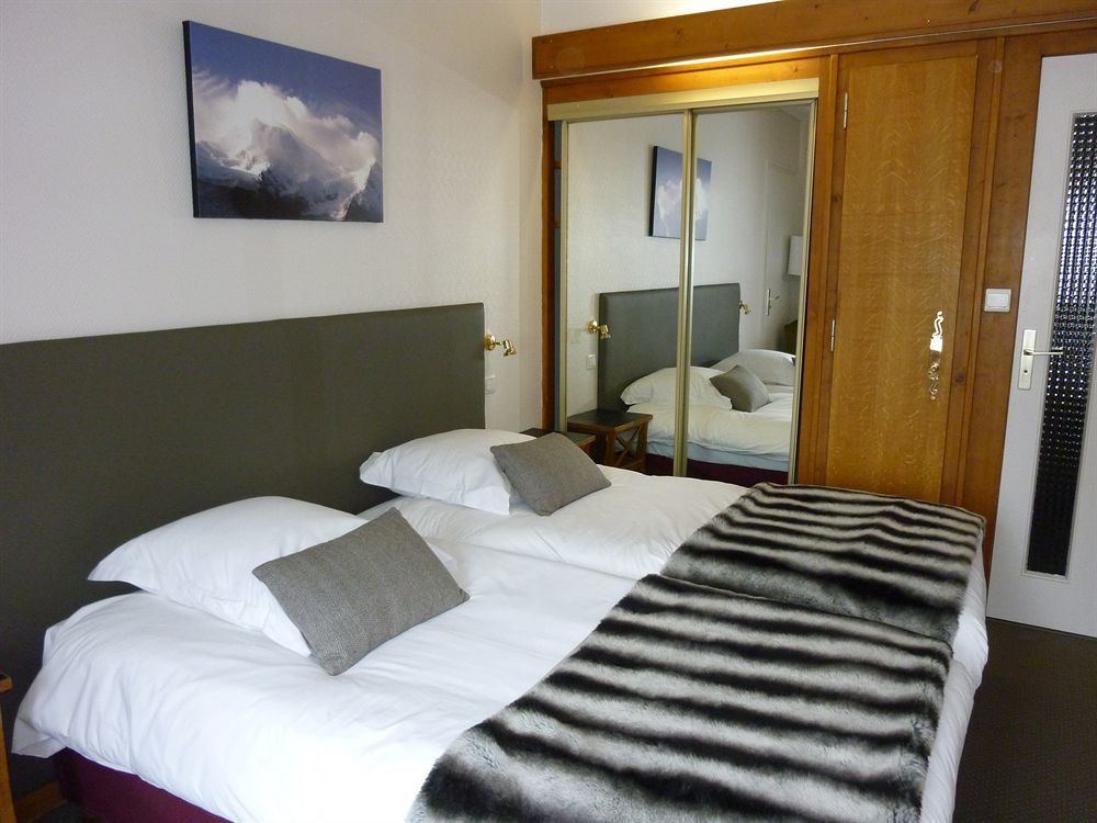 Hotel Restaurant La Couronne Chamonix ภายนอก รูปภาพ